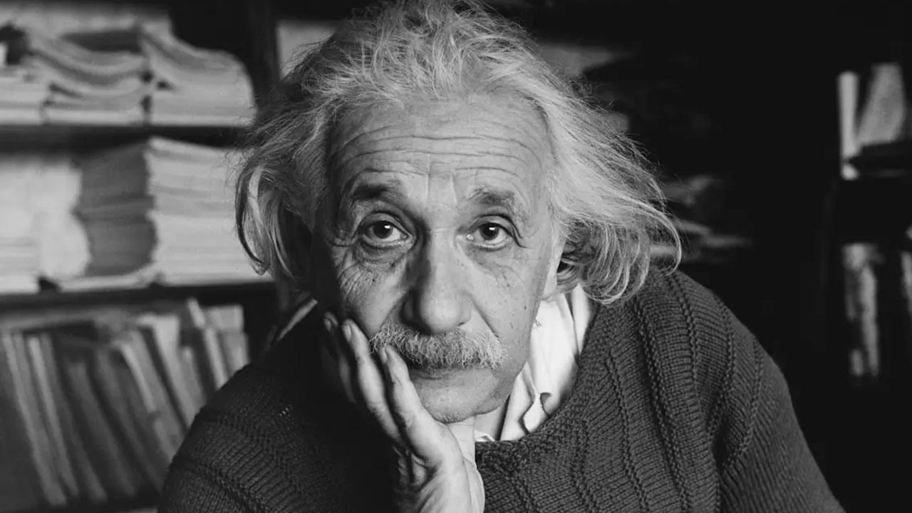 Albert Einstein: Biografía, descubrimientos y premios